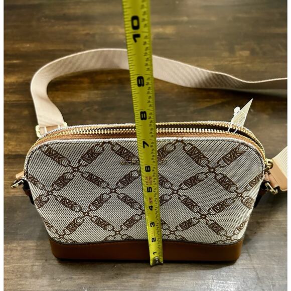 Michael Kors Jet Set Charm Large Dome Crossbody with Web Strap Natural $198 NWT - Picture 7 of 7